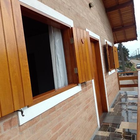 Vila Chale Refugio Monte Verde  Exteriér fotografie